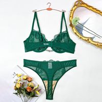 Nouvel ensemble soutien-gorge et string en dentelle florale transparente pour femme avec bretelles spaghetti ajustables