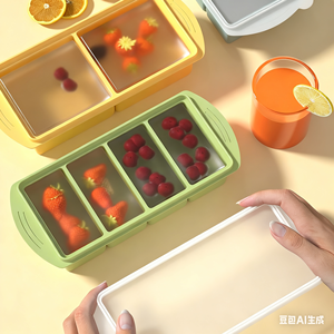 Moule à glace en <span class=keywords><strong>silicone</strong></span> 4 compartiments plateau de congélation avec <span class=keywords><strong>couvercle</strong></span> pour le stockage de la sauce à soupe sans BPA cuisine récipient de conservation des aliments maison - Product Image 4