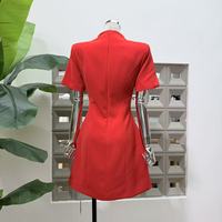 Robe décontractée pour femme à col montant et double poche, style boutique