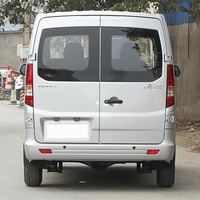 2023 Changan Ruixing M60 Minivan utilisé sièges en tissu manuels à 5 vitesses direction gauche gaz/essence carburant Mini passager Van Cargo camion