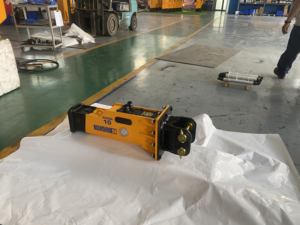 SB10 Top Type Hydraulic Breaker 40mm Chisel Diameter 1 Year Warranty for 0.8-2.5 Ton Excavators 102kg Weight Shandong - Product Image 4