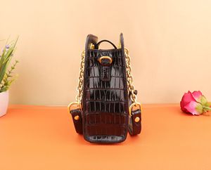 Sac à main en cuir de crocodile véritable – Sac à bandoulière décontracté de luxe pour femmes |   Sac fourre-tout polyvalent pour tous les jours OEM - Product Image 2