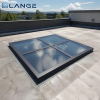 Fenêtre de toit en aluminium LANGE avec store pare-soleil, double vitrage, ouverture manuelle pour grenier et chambre