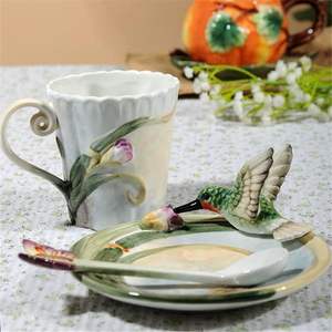 Juego de taza de té y platillo de cerámica 6OZ 3D pintado a mano <span class=keywords><strong>Colibrí</strong></span> y flor taza de <span class=keywords><strong>café</strong></span> regalo para mujeres - Product Image 4