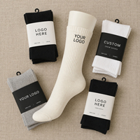 Chaussettes de sport mi-mollet en coton avec logo personnalisé, respirantes, douces, pour l'entraînement quotidien et les loisirs, couleur noir et blanc, chaussettes de sport à hauteur moyenne