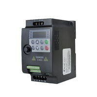 HL3000 Heavy Duty 2.2KW Convertisseur de fréquence variable Monophasé 220V VFD Contrôle vectoriel pour moteurs triphasés Nominal 380V