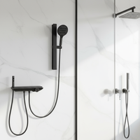Panneau de douche en cuivre poli avec jet de pluie doux, design moderne, ensemble de douche mural pour hôtel et villa
