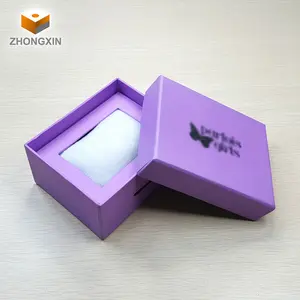 एप्पल वॉच ब्रेसलेट पैकेजिंग बॉक्स के लिए उच्च गुणवत्ता वाले कार्डबोर्ड मैट हॉट स्टैम्पिंग ग्लॉसी कस्टम लक्जरी ब्रेसलेट पैकेजिंग बॉक्स