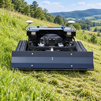 Tondeuse à fléaux télécommandée GPS, tondeuse à gazon à essence 60 °   Largeur de coupe en pente EPA/EURO5 pour fermes et vergers