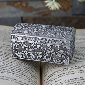 صندوق مجوهرات معدني إبداعي على شكل صندوق كنز قراصنة بتصميم أوروبي عتيق، صندوق تخزين مجوهرات فاخر من السبائك كهدية للفتيات - Product Image 5