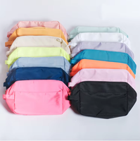 Pochette cosmétique à fermeture éclair de grande capacité pour usage quotidien, organiseur de toilette portable pour femmes et filles, sac à maquillage en nylon avec poignée