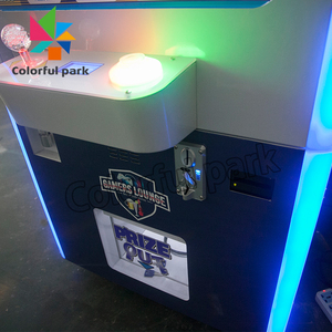 Machine de jeu d'arcade colorée à monnayeur, type Key Master, avec distributeur de prix et machine à griffes à monnayeur - Product Image 5