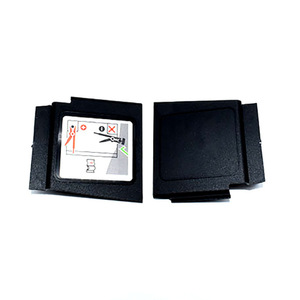 Cubierta de Batería Volkswagen 5Q0971813A de Plástico Negro con Adhesivos para Bora, CC, Golf, Magotan, Sagitar - Product Image 1