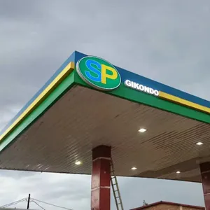 Equipo de bomba de gasolina personalizable, diseño de estación de gas