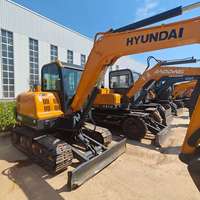 Excavatrice sur chenilles Hyundai 60VS d'occasion, d'origine coréenne, entièrement testée, structure compacte pour le terrassement urbain et les petites constructions