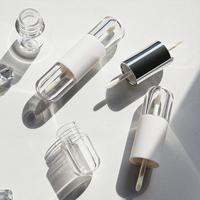 Nouveau Style en gros 2in1 8.3ml Logo personnalisé mignon Unique forme ronde rose clair blanc vide brillant à lèvres Tubes