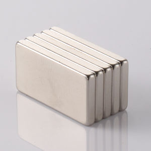 Aimants en néodyme carrés super puissants de qualité N52, aimants en terre rare de la plus haute force magnétique pour l'ingénierie et le maintien - Product Image 4