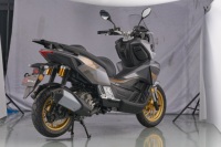 Moto tout-terrain à essence 250cc avec logo personnalisé OEM, système de refroidissement par eau, homologuée EEC, scooter tout-terrain