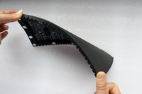 Mur vidéo incurvé personnalisé haute définition à fréquence de rafraîchissement élevée, module flexible souple, écran LED flexible pour affichage publicitaire intérieur
