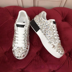 Sneakers de luxe en cristal de haute qualité, confortables pour hommes et femmes, chaussures de marche en cuir, style décontracté Dolceabban D. - Product Image 3