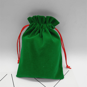 Mini sac à cordon en velours personnalisé avec logo, vente en gros pour emballage de bijoux, sac à cordon en daim pour dés - Product Image 2