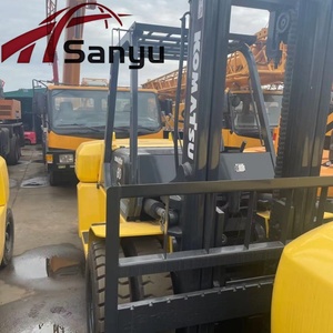 Giappone carrello elevatore Diesel utilizzato <span class=keywords><strong>8</strong></span> <span class=keywords><strong>Ton</strong></span> <span class=keywords><strong>Komatsu</strong></span> Fd80 per la vendita di buone condizioni prezzo competitivo - Product Image 2