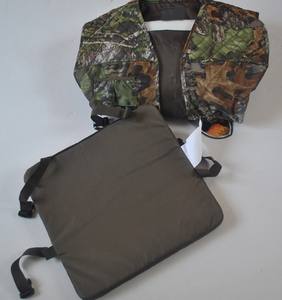 Vente en gros Gilet de chasse imperméable en nylon et polyester respirant, pliable et portable pour les sports et activités de plein air - Product Image 3