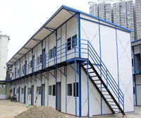 Maison préfabriquée en structure acier, bâtiment modulaire de type T avec panneaux muraux sandwich isolés