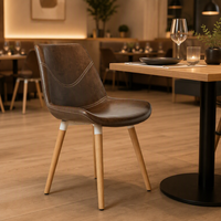 Chaise de salon minimaliste de luxe en cuir marron à dossier haut avec pieds en bois pour l'extérieur