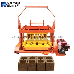 QM4-45 <span class=keywords><strong>de</strong></span> blocs <span class=keywords><strong>de</strong></span> ponte largement utilisé <span class=keywords><strong>Machine</strong></span> <span class=keywords><strong>de</strong></span> fabrication <span class=keywords><strong>de</strong></span> blocs hydrauliques mobiles <span class=keywords><strong>Machine</strong></span> <span class=keywords><strong>de</strong></span> fabrication <span class=keywords><strong>de</strong></span> briques solides - Product Image 1