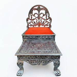 เก้าอี้พูจาแมนดัปอลูมิเนียมวินเทจหรูหรา Rajhans RHM รุ่น Low Height Chowki-Classic/Elegant สำหรับงานแต่งงานแบบดั้งเดิมในวัด - Product Image 1