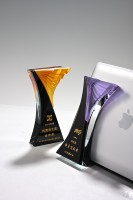 Trophée en verre pentagramme personnalisé de haute qualité Excellent personnel Crystal Award Souvenir Plaques de médaille créatives pour les cadeaux de salons