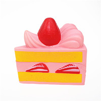 Jouet à presser en PU souple à récupération lente, grande taille, en forme de triangle et de gâteau aux fraises, pour les 14 ans et plus, unisexe