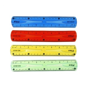 Regla Recta Flexible de Plástico Ecológico de Alta Calidad Marca SURWIN de 20 cm para Estudiantes, Uso Promocional - Product Image 2