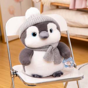 Venta al por mayor Super lindo peluche pequeño pingüino juguete suave relleno invierno bufanda pingüino muñeca pingüino de peluche bebé muñeca regalo - Product Image 3