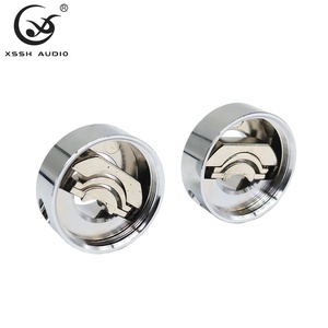 Prises électriques version américaine XSSH YIVO haut de gamme en <span class=keywords><strong>fibre</strong></span> de carbone, cuivre plaqué rhodium, 15A, mise à la terre standard, 3 broches - Product Image 5