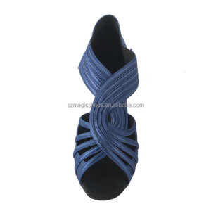 Stivaletti da donna con tacco 6CM personalizzati da ballo latino <span class=keywords><strong>blu</strong></span> <span class=keywords><strong>Navy</strong></span> in raso morbido Sole scarpe da ballo con cerniera posteriore - Product Image 2