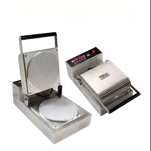 Machine professionnelle pour la fabrication de cornets de glace croustillants et de gaufres, et de rouleaux de crêpes - Product Image 3