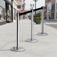 Poteau de guidage Xuxuan en chrome avec barrière à sangle pour aéroports et expositions
