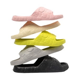 Sandales d'été Nicecin 2024, tongs unisexes en PVC, tongs embossées pour hommes et femmes, pour la salle de bain - Product Image 1