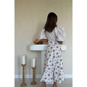 Robe Cache-Cœur Trapèze Imprimée Florale Blanc Cassé Taille Naturelle Tissée Respirante pour Usage Quotidien Décontracté – Vente en Gros - Product Image 1