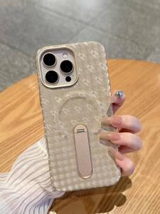 Luxus-Leder-Handy hülle mit <span class=keywords><strong>Origami</strong></span>-Kran muster Drehbarer Metall-Ständer Stoß feste Abdeckung für iPhone 17 16 15 - Product Image 5