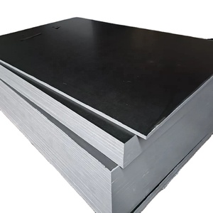 خشب رقائقي بني للبناء 12 مم 15 مم 18 مم خشب رقائقي مغطى بطبقة بلاستيكية خضراء من البولي بروبيلين للبناء 4×8 - Product Image 1