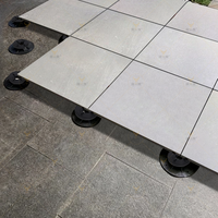 Système de pieds de terrasse en plastique pour poutres en aluminium, pieds de terrasse flexibles et réglables pour terrasses en WPC
