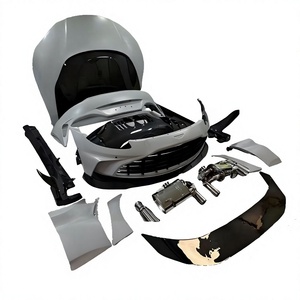 Kits de Carrocería de Alta Calidad Aptos para Aston Martin Vantage, Kits de Carrocería de Fibra de Carbono Seca V12 para Mejora de Automóviles - Product Image 1