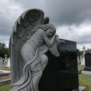 Lápida/Monumento Funerario de Mármol y Granito de Lujo Personalizado con Ángel para Venta en Cementerio - Product Image 2