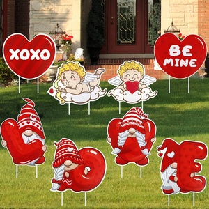 Letreros Decorativos para Jardín del Día de San Valentín con Gnomos y Diseño de Corazón de Cupido, Material PP, Tamaño y Color Personalizables - Product Image 1