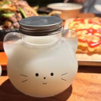 Bouteille d'eau en plastique PET de qualité alimentaire de 500 ml en forme de chat, avec bouchon à vis en aluminium, pour l'emballage de jus, de lait et de thé
