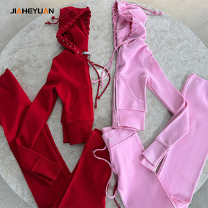 Ensemble de survêtement 2 pièces haut de gamme 280 g/m² personnalisé, coupe ajustée, avec <span class=keywords><strong>veste</strong></span> à capuche zippée et pantalon, style crop top, pour le sport et la détente - Product Image 3
