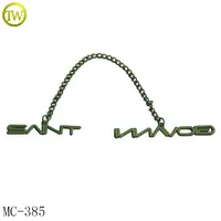Logo en alliage de zinc Designer étiquettes de vêtement accessoire personnalisé multicolore estampillé lettre étiquette de chaîne en métal pour maillots de bain